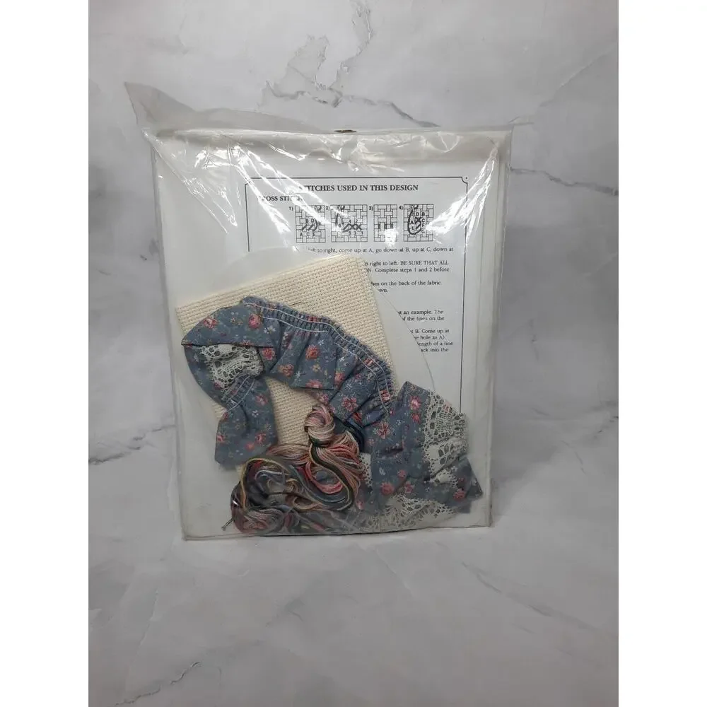 1989 Dimensions Stitchables Cross Stitch Kit A Husband You Can Cuddle 5x7 Oval